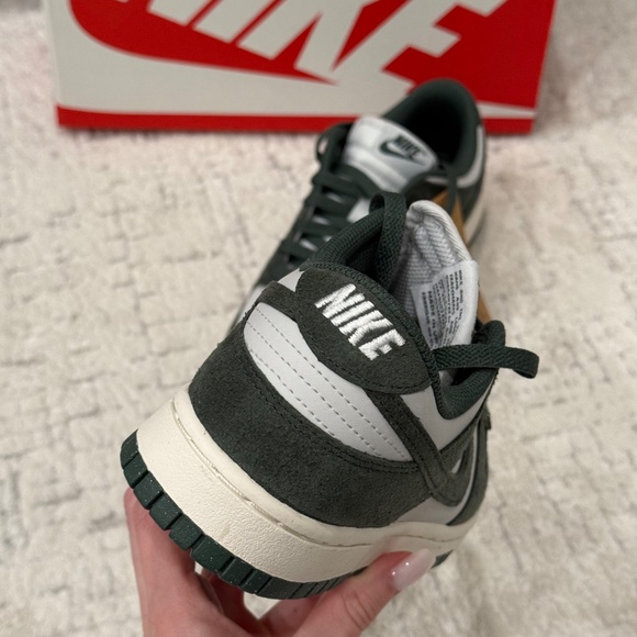 Nike dunk low size 8 - Picture 5 of 7